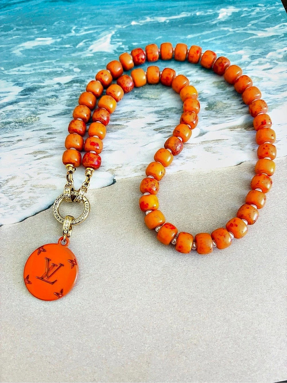 Unbranded Orange Beaded Pendant Necklace Like New